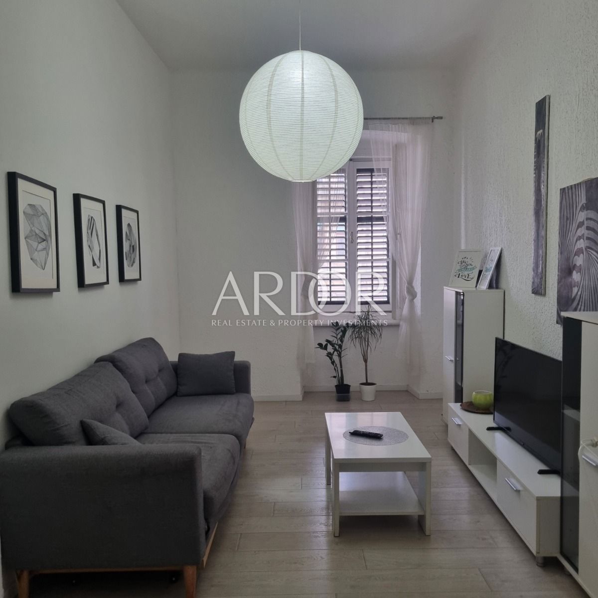 Appartamento RIJEKA, 700 €