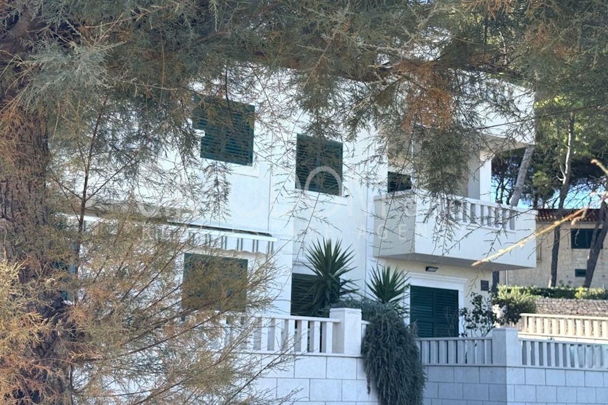 Appartamento BRAČ, 275.000 €