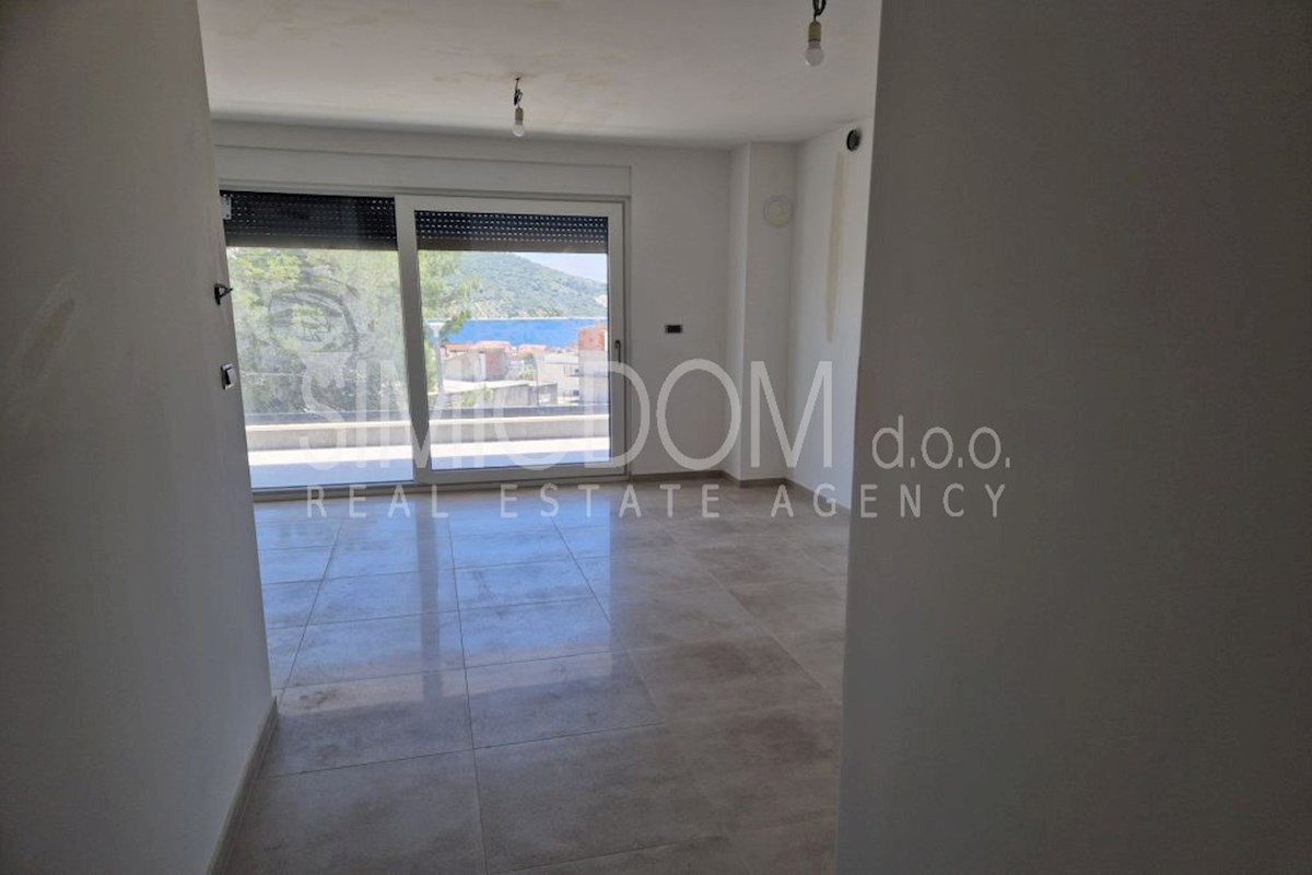 Appartamento PRIMOŠTEN, 295.000 €