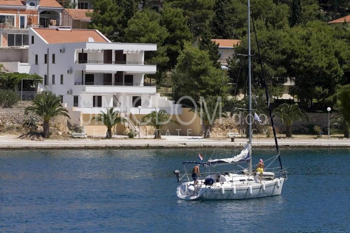 Дом BRAČ, 1.750.000 €