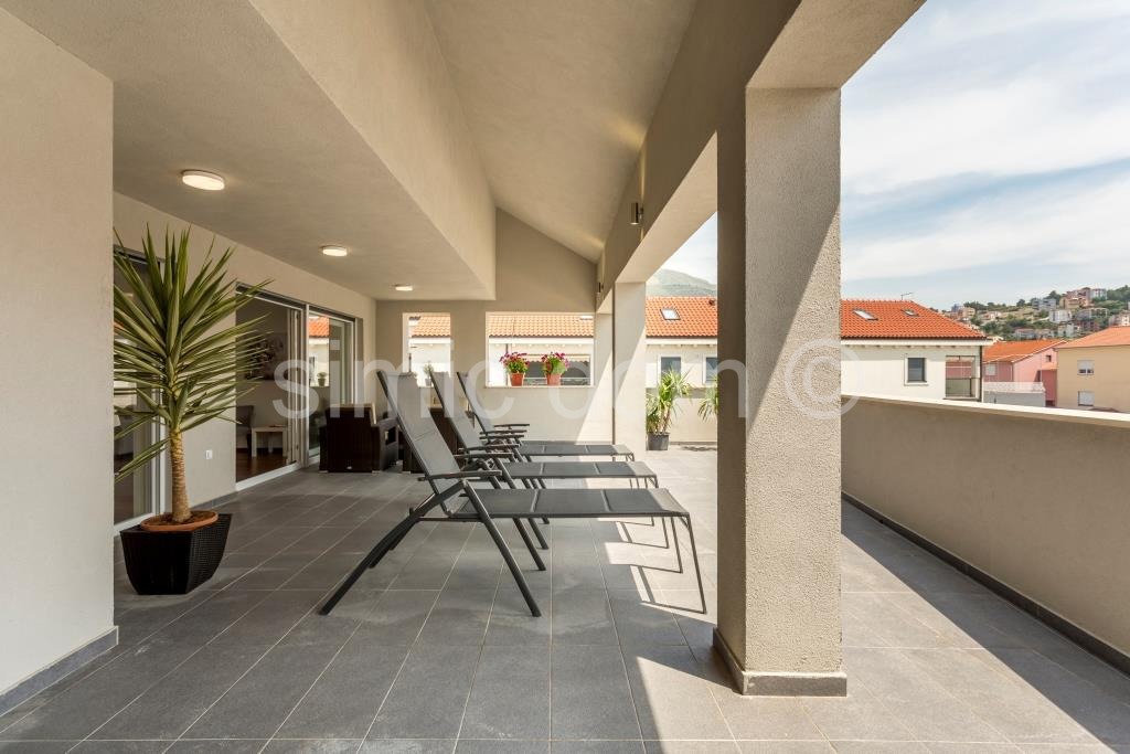 Квартира PODSTRANA, 650.000 €