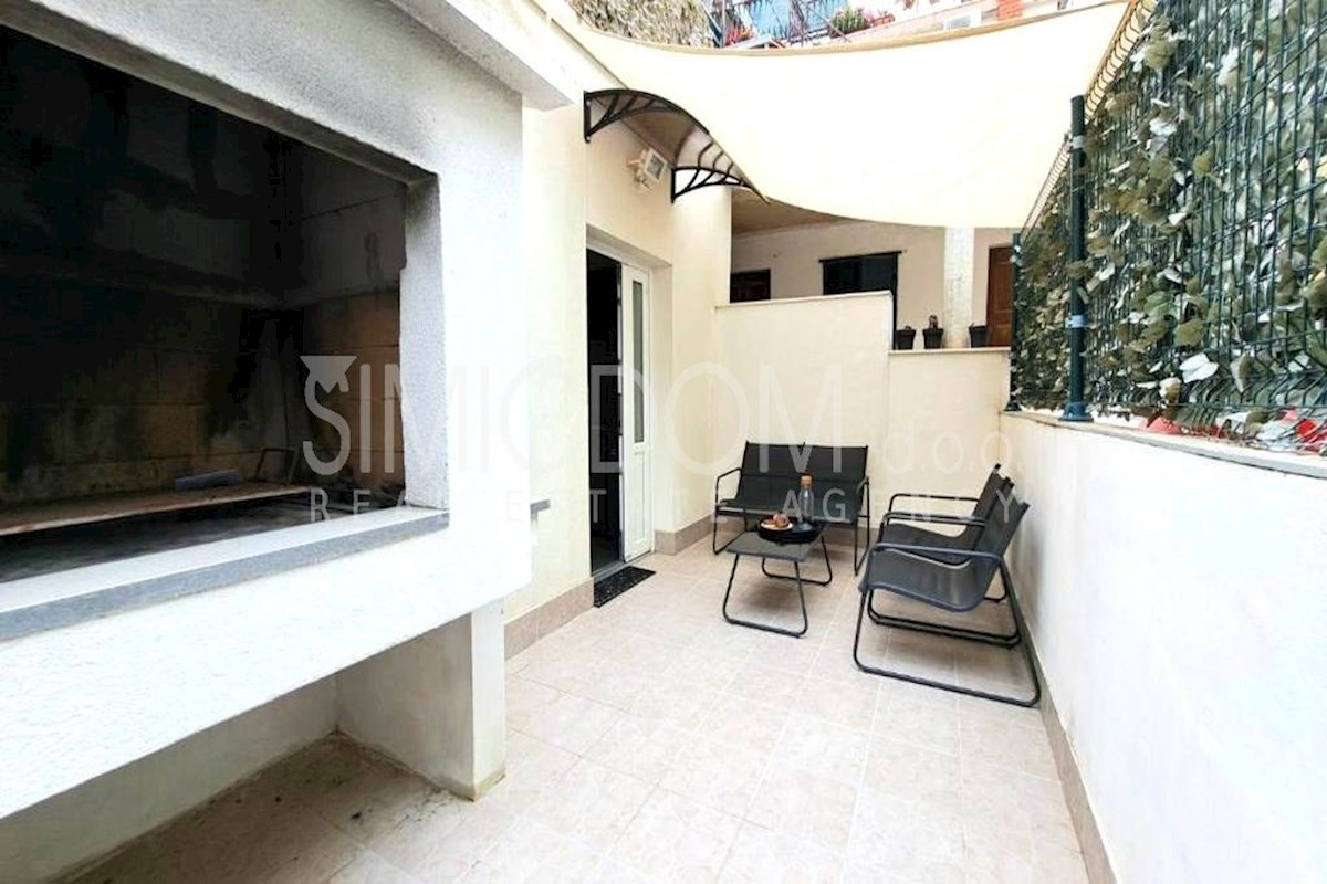 Appartamento KAŠTELA, 159.000 €