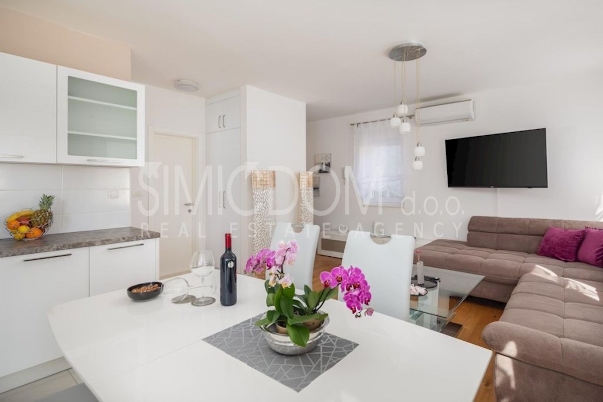 Appartamento MAKARSKA, 220.000 €
