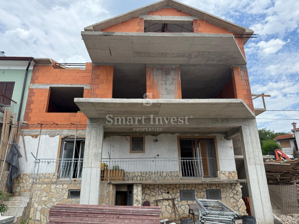 Appartamento MATULJI, 300.000 €