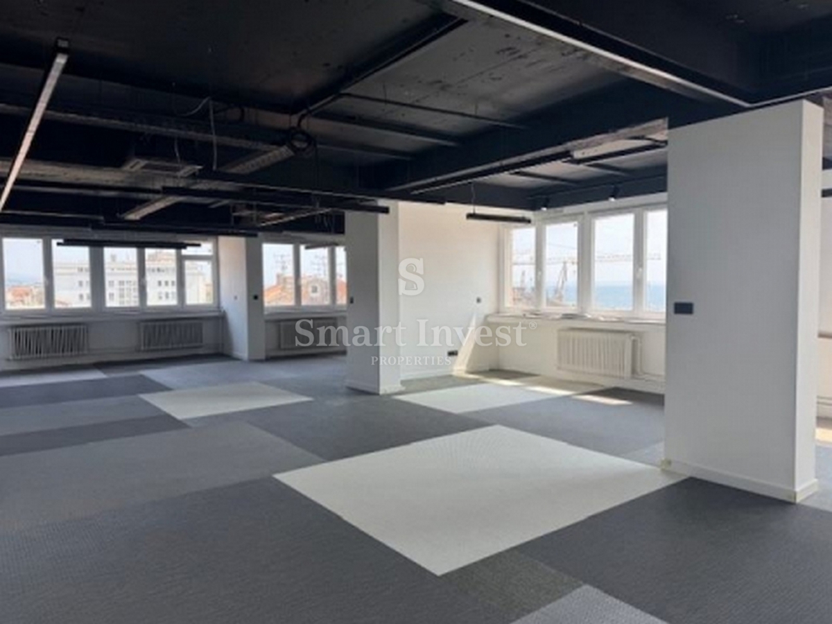 Коммерческая площадь RIJEKA, 2.200 €