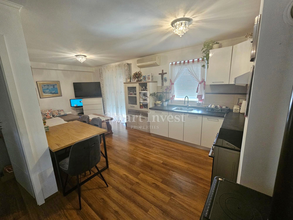 Appartamento VIŠKOVO, 145.000 €