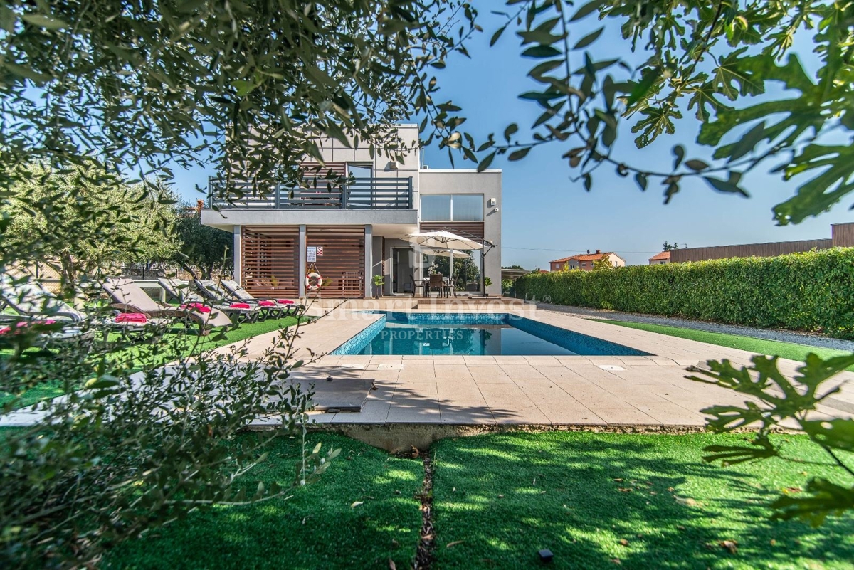 Casa VODNJAN, 860.000 €