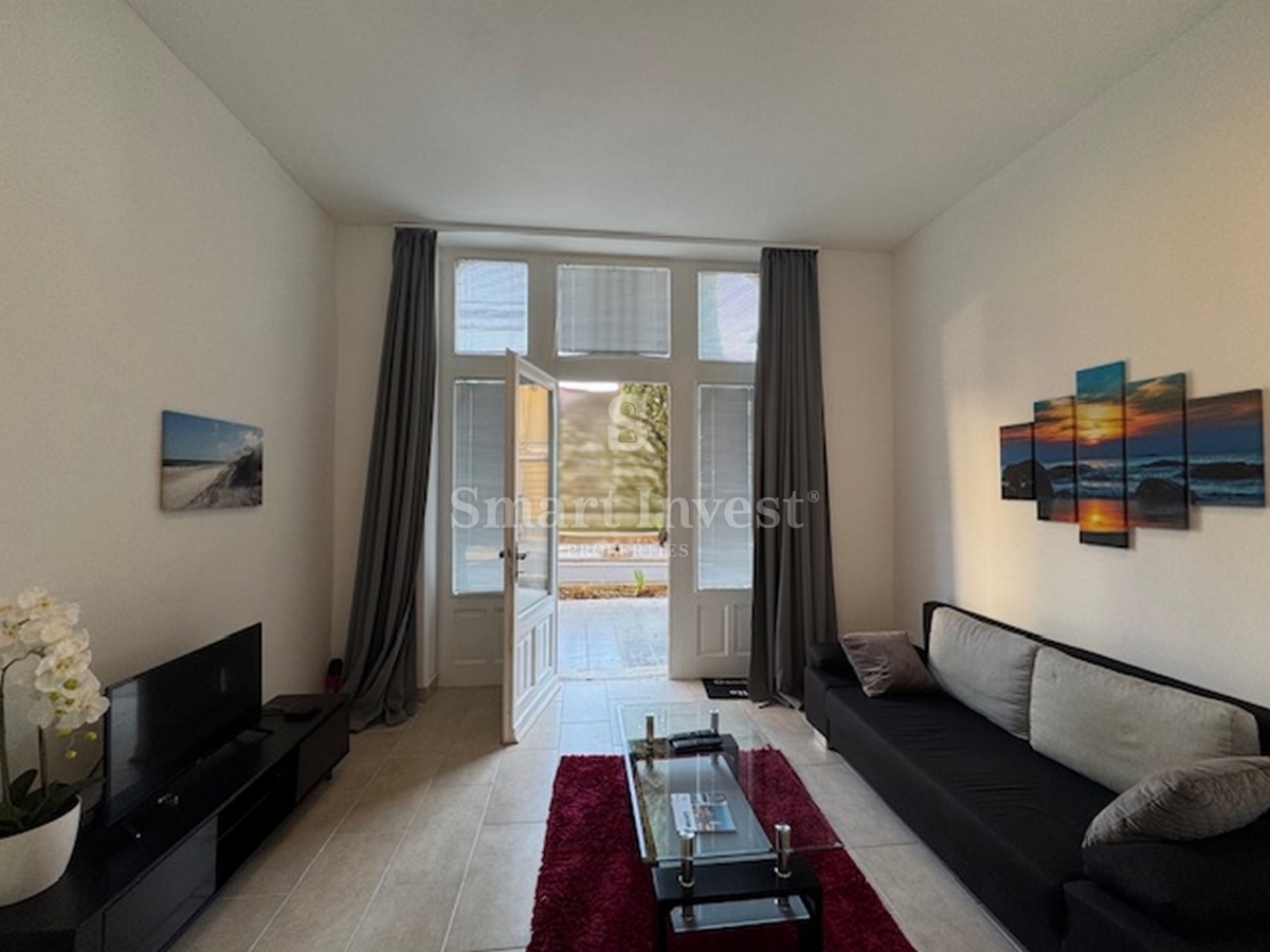 Appartamento LOVRAN, 650 €