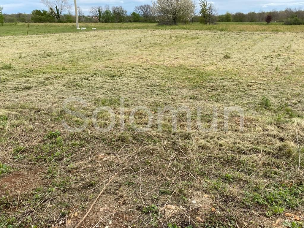 Terreno KANFANAR, 40.500 €