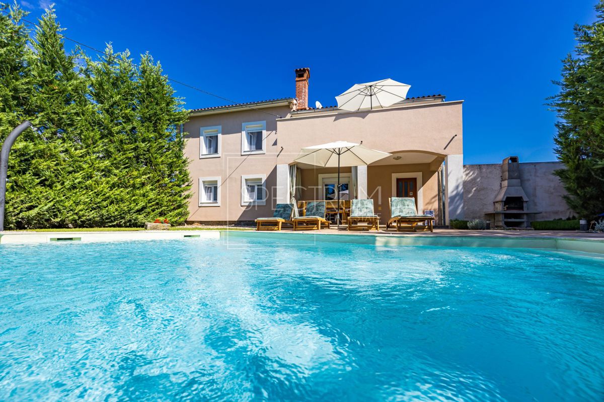 Casa SVETVINČENAT, 405.000 €