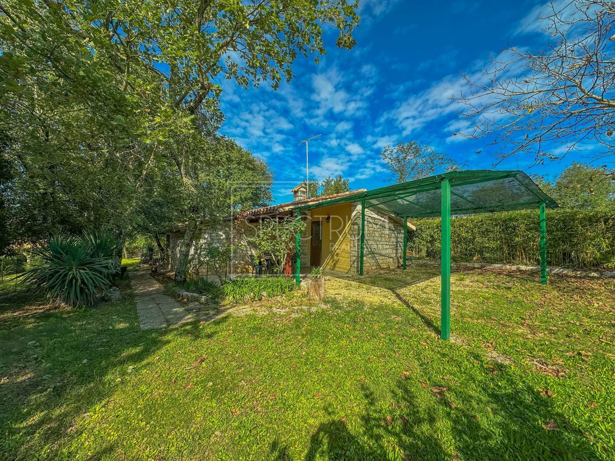 Дом GROŽNJAN, 270.000 €
