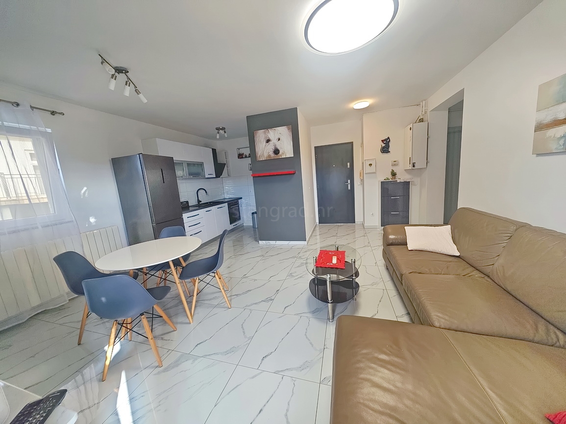 Appartamento KRK, 299.000 €