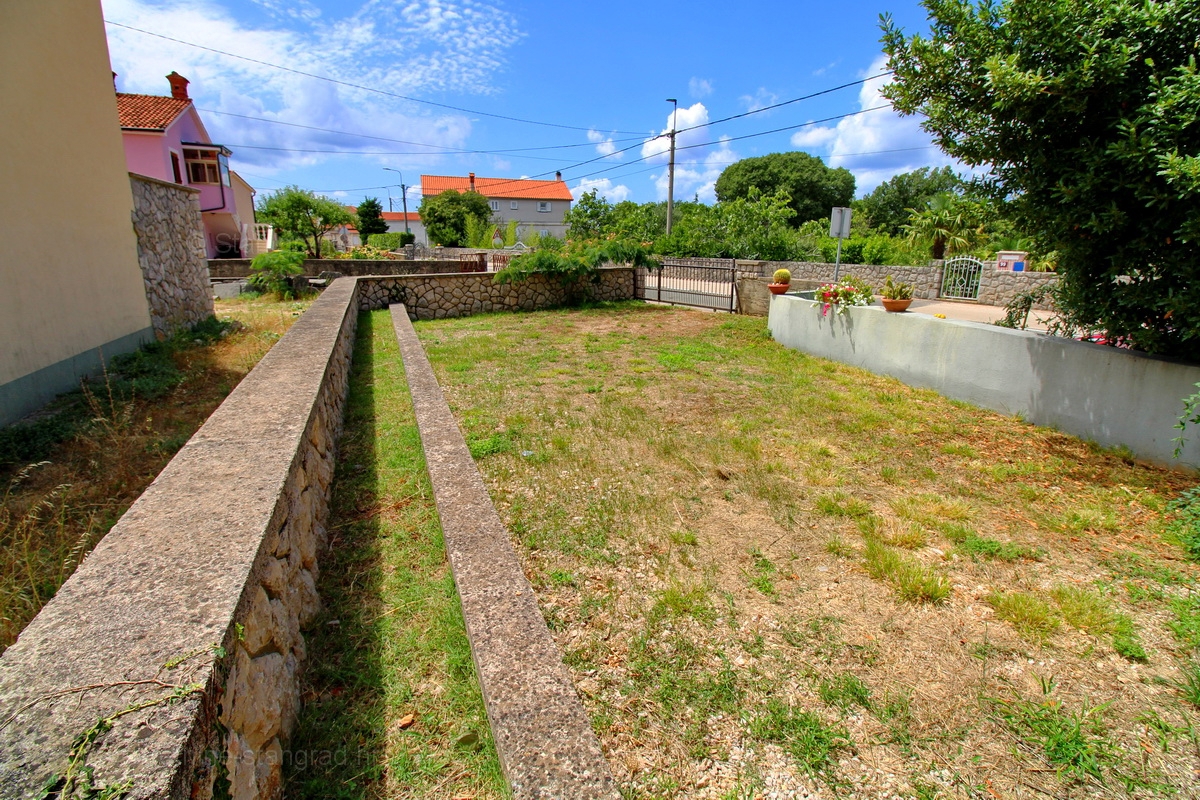 DOBRINJ
