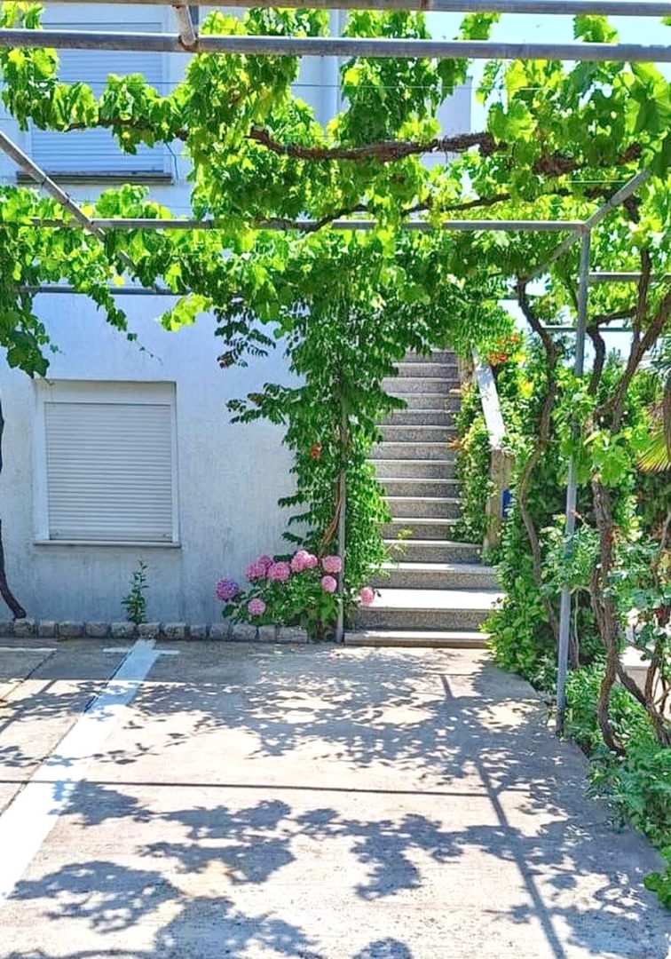 Appartamento KRK, 200.000 €