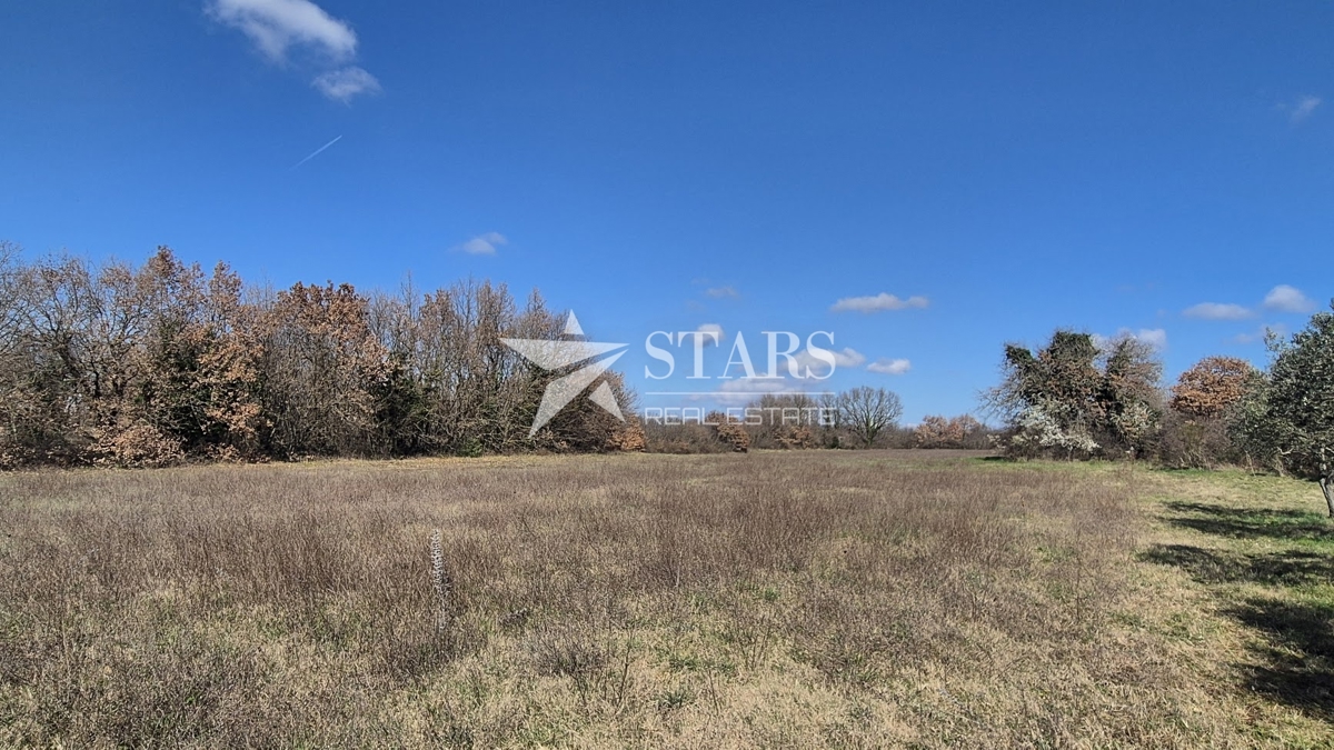 Terreno LIŽNJAN, 287.000 €