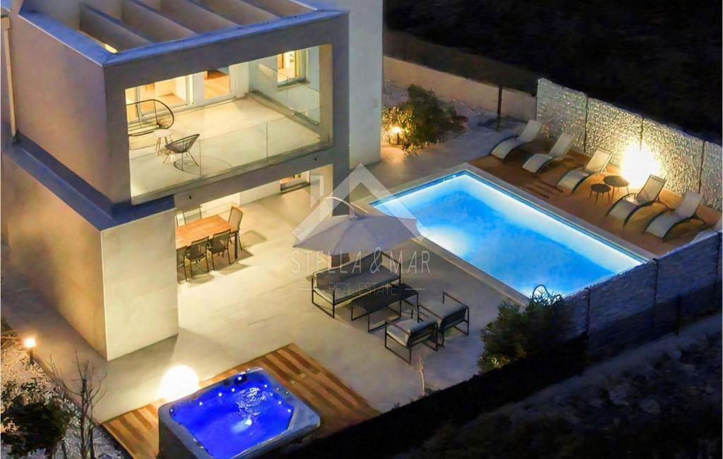 Casa NIN, 750.000 €