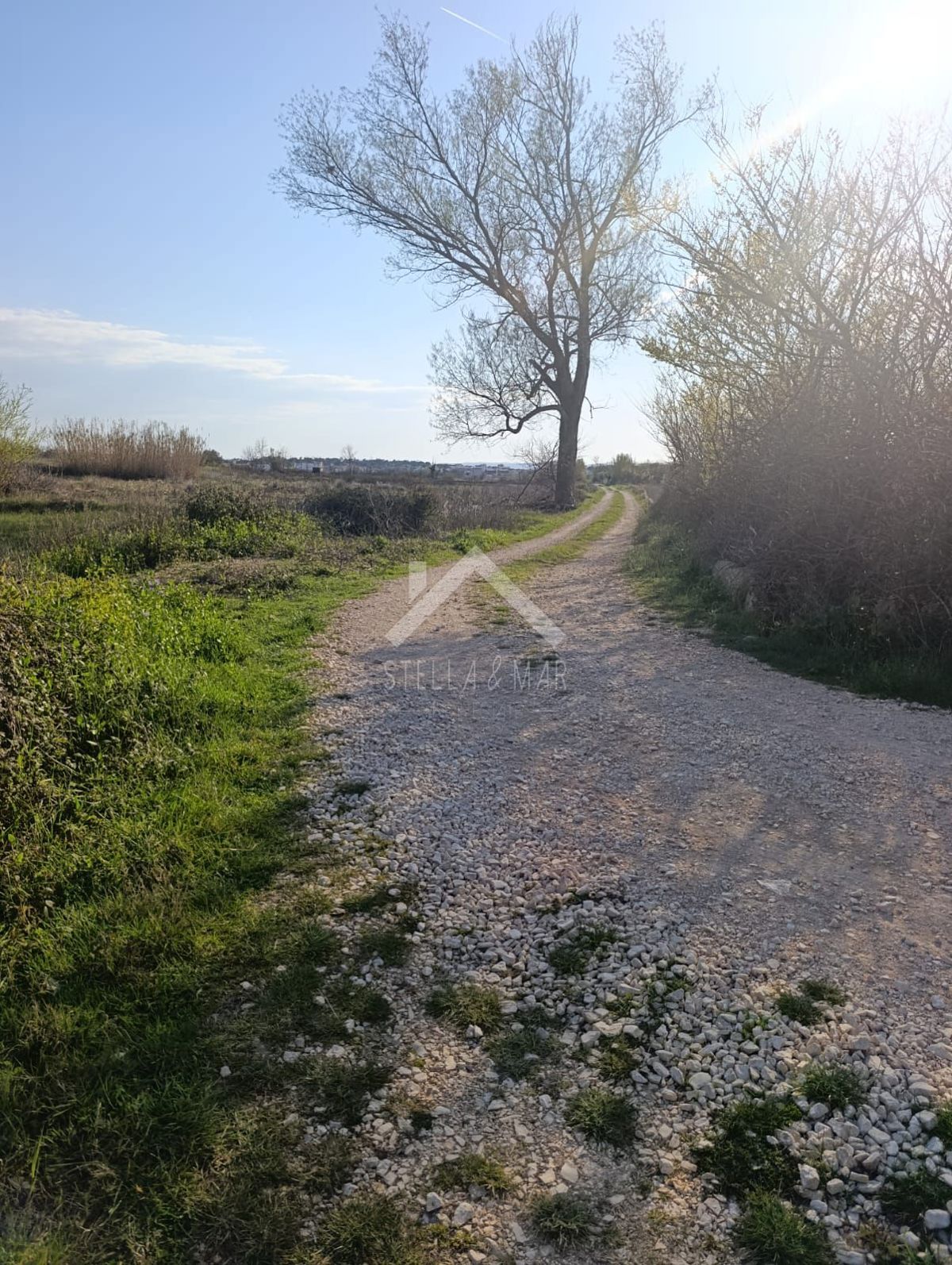 Terreno PRIVLAKA, 63.000 €