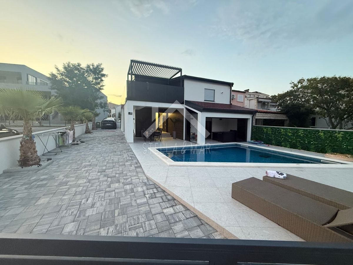 Casa VIR, 800.000 €