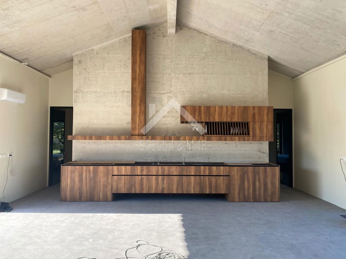 Дом NIN, 960.000 €