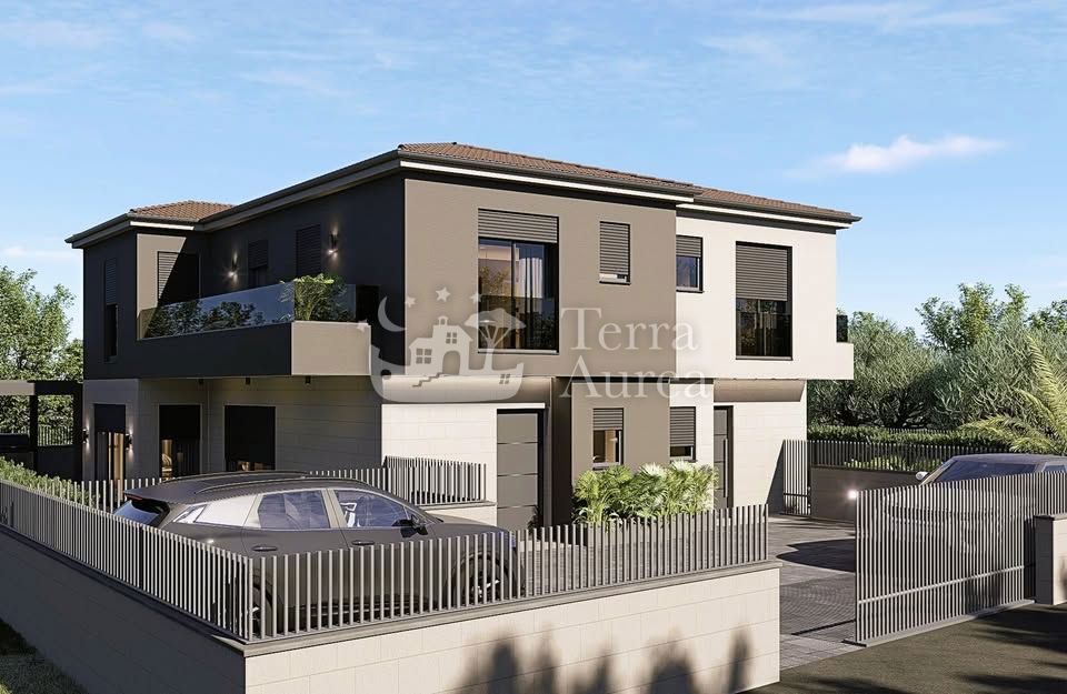 Участок KRK, 199.000 €