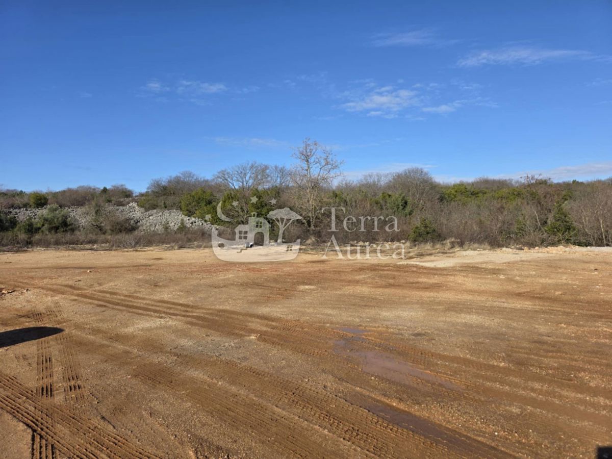 Terreno KRK, 928.000 €