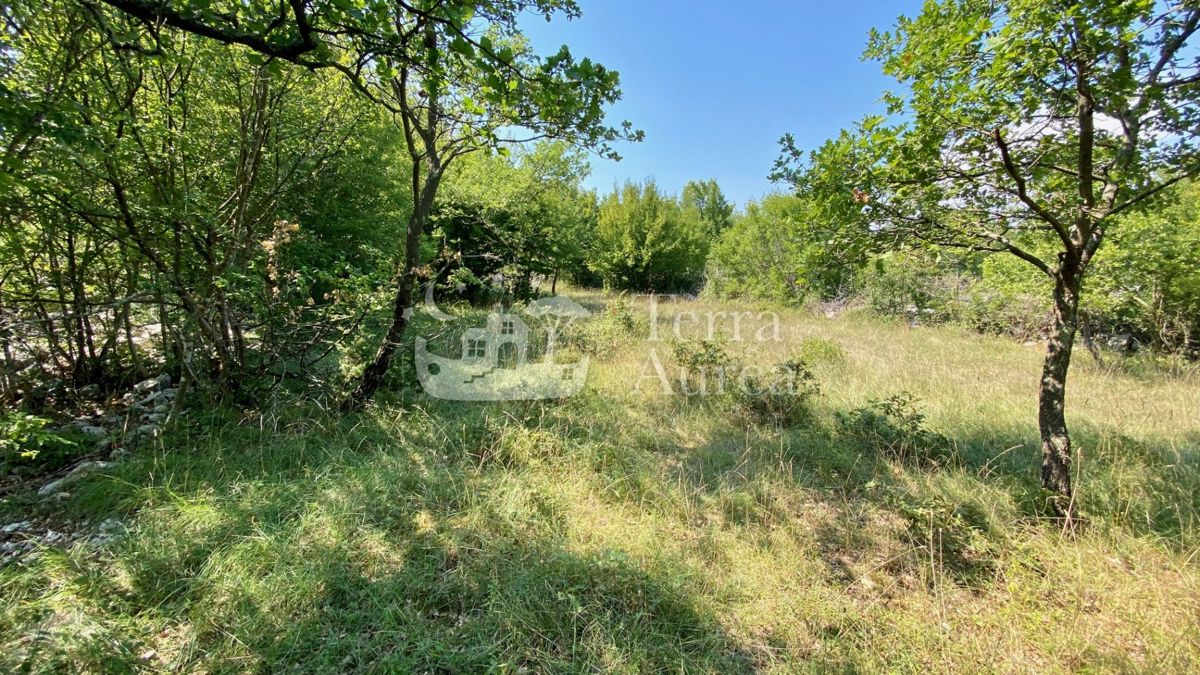 Terreno KRK, 94.500 €