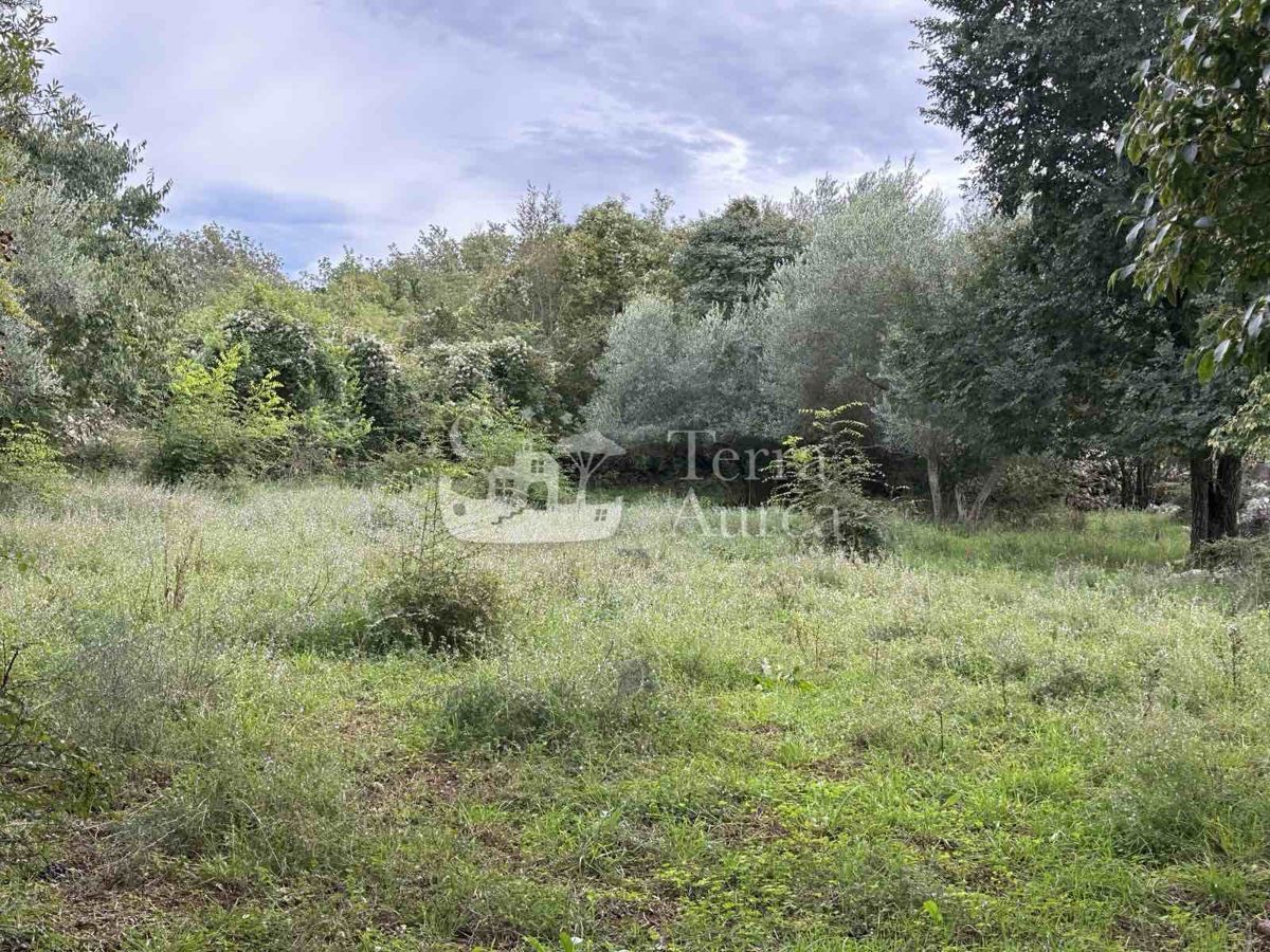 Terreno KRK, 280.000 €
