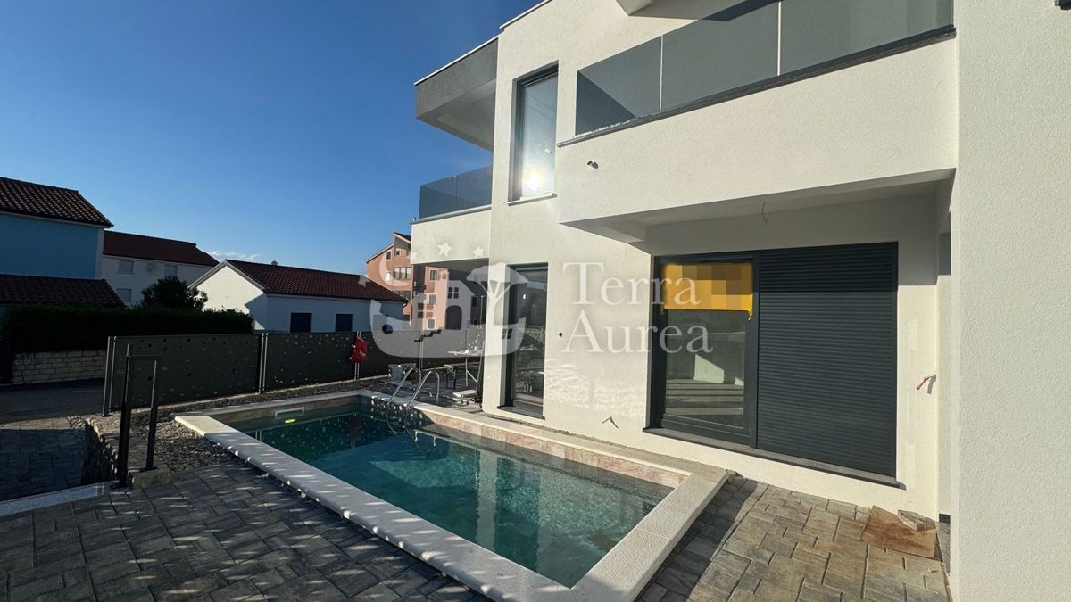 Дом KRK, 570.000 €