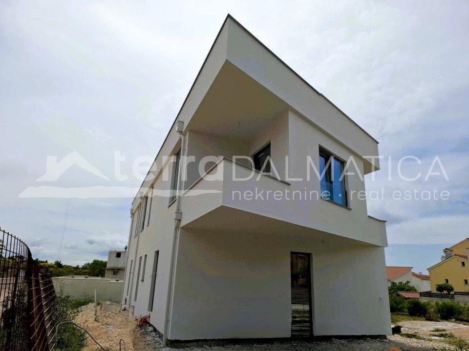 BIOGRAD NA MORU