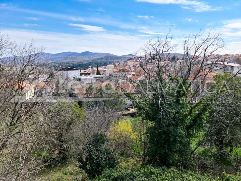 DRNIŠ
