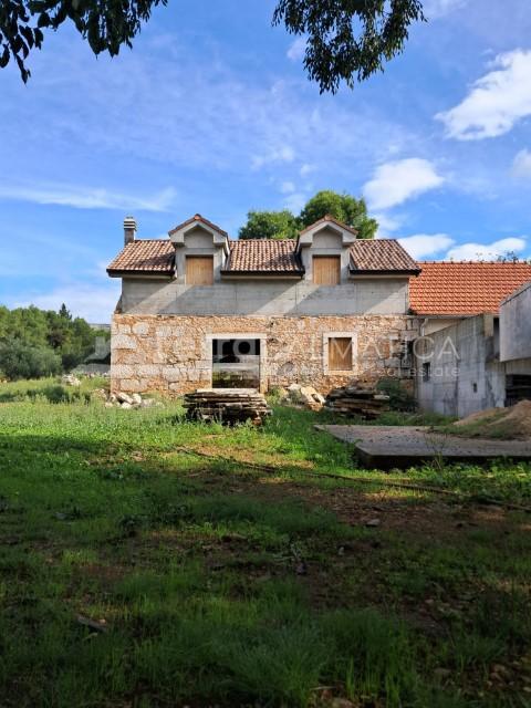 DUBRAVA