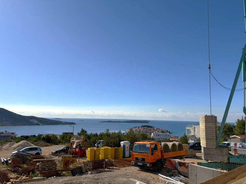 Appartamento PRIMOŠTEN, 375.000 €