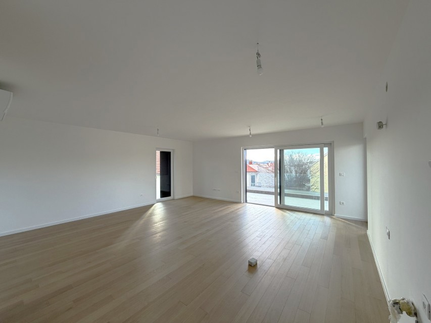 Appartamento VODICE, 606.936 €