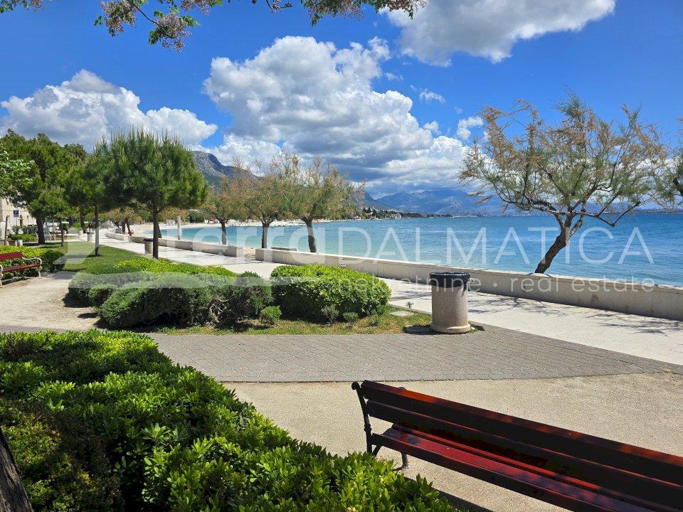 KAŠTEL STARI