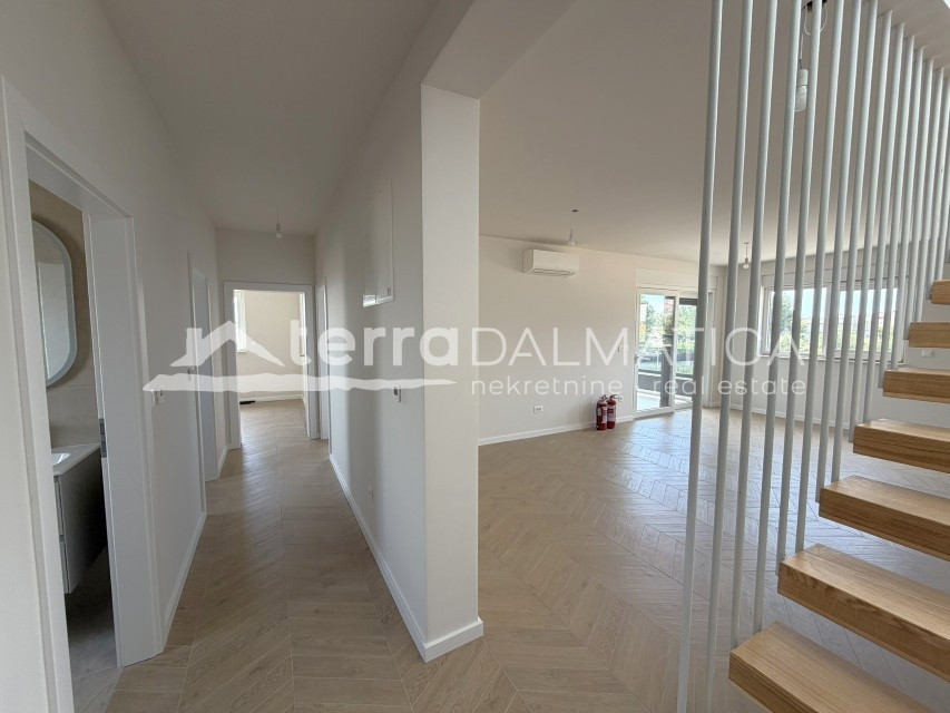 Apartment, Vodice - large terrace, €2550 per m²