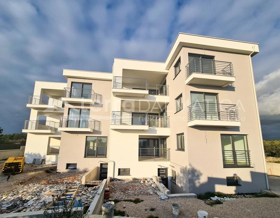 PRIMOŠTEN