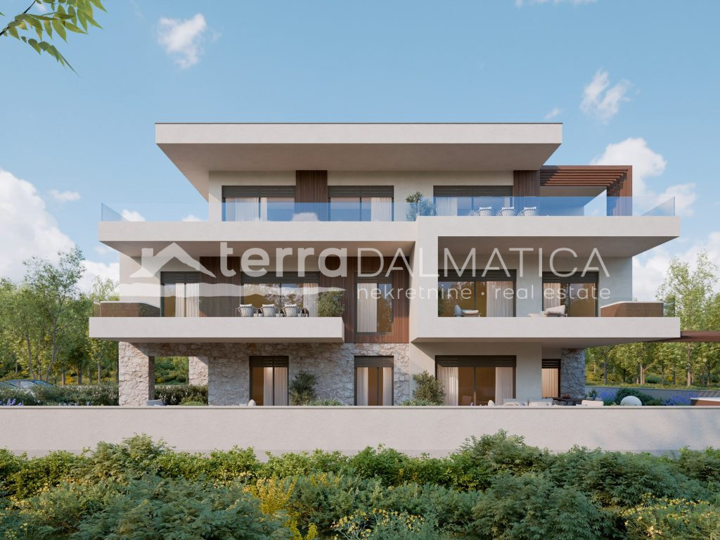 Boutique stan u Vodicama s natkrivenom terasom