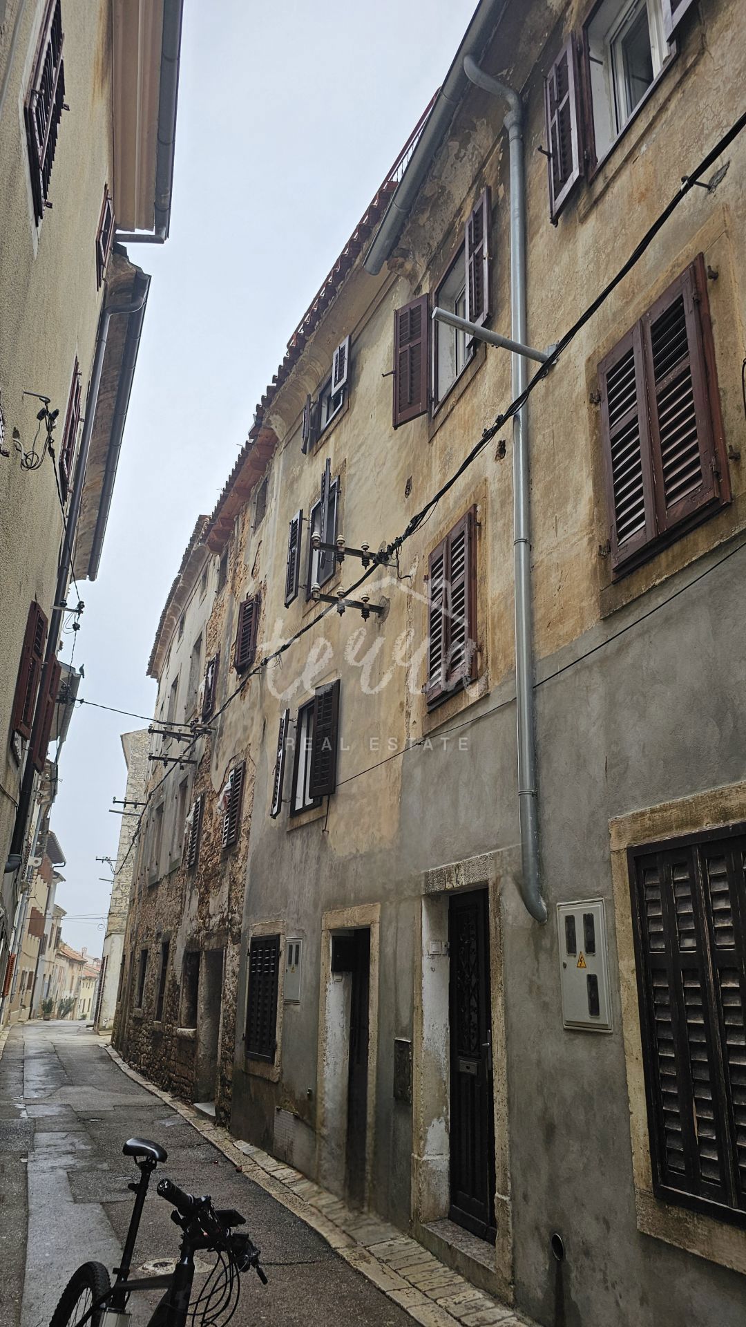 Дом VODNJAN, 135.000 €