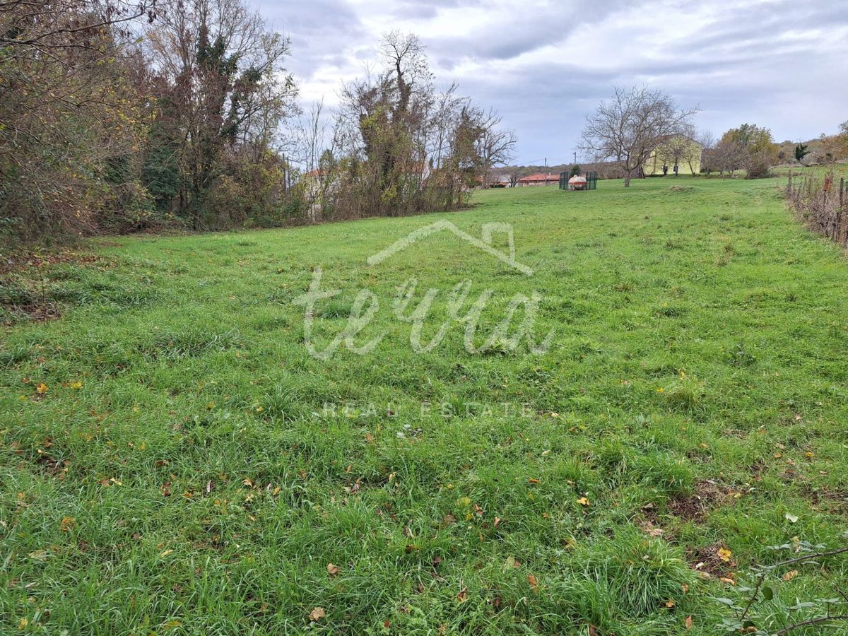 Terreno LABIN, 98.000 €