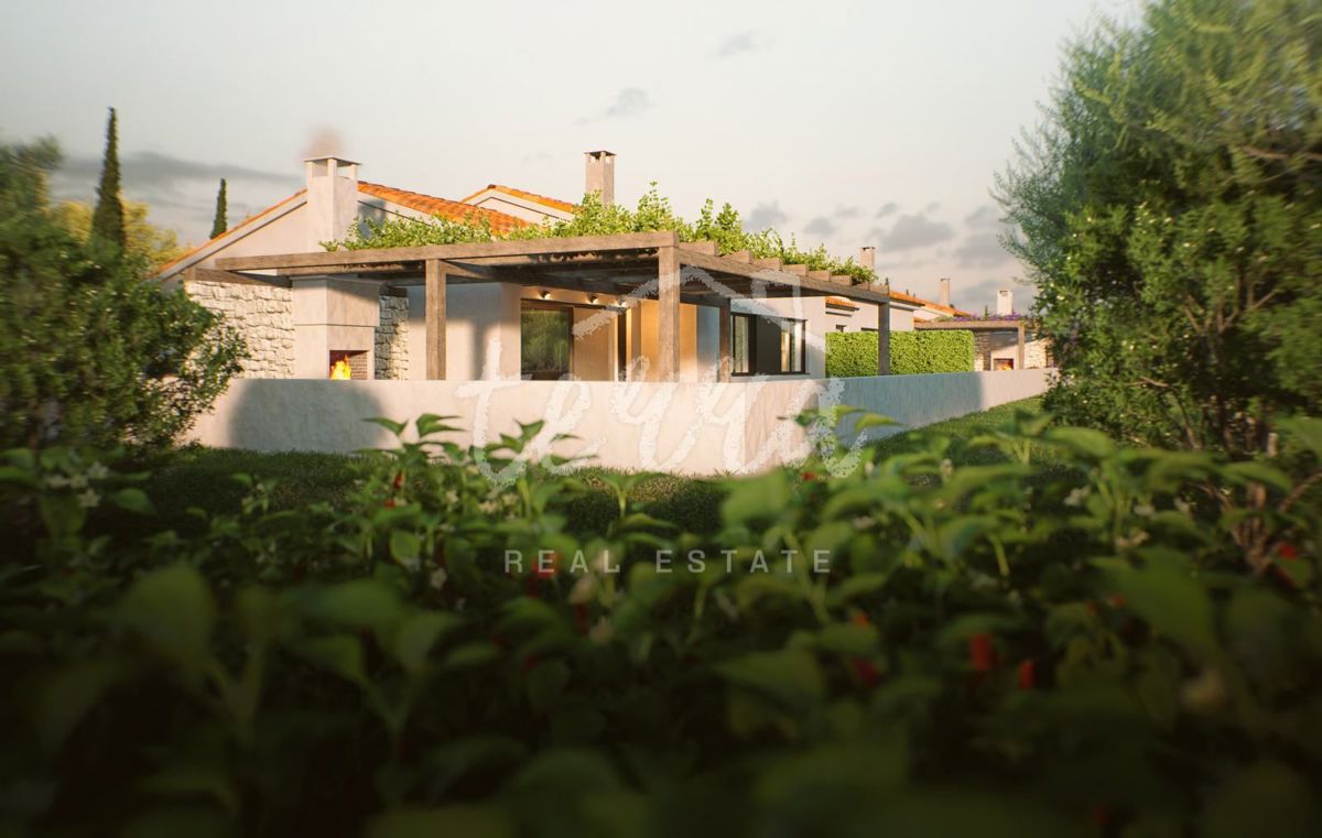 Casa KAŠTELIR - LABINCI, 415.000 €