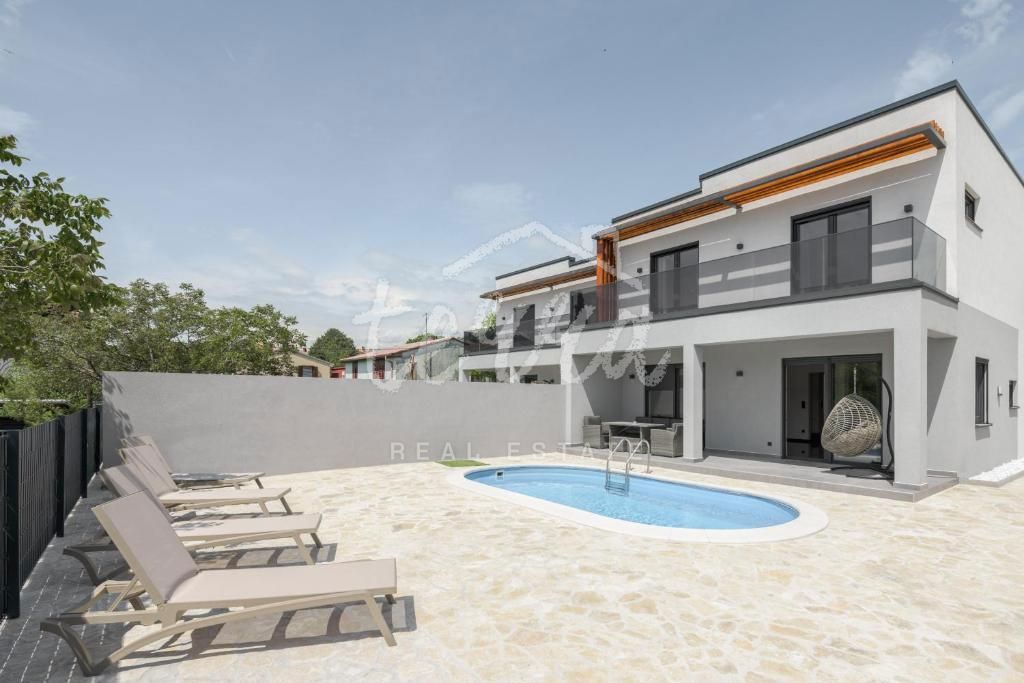 Casa LABIN, 475.000 €