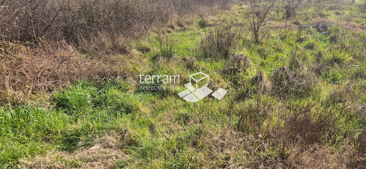 Terreno PULA, 399.500 €