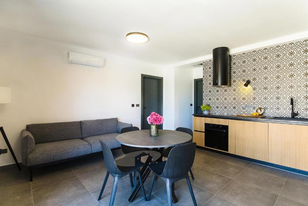Appartamento POREČ, 1.200 €