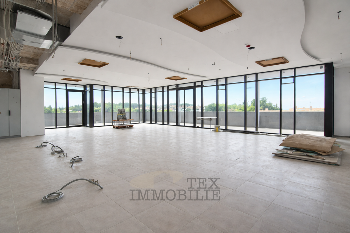 Коммерческая площадь POREČ