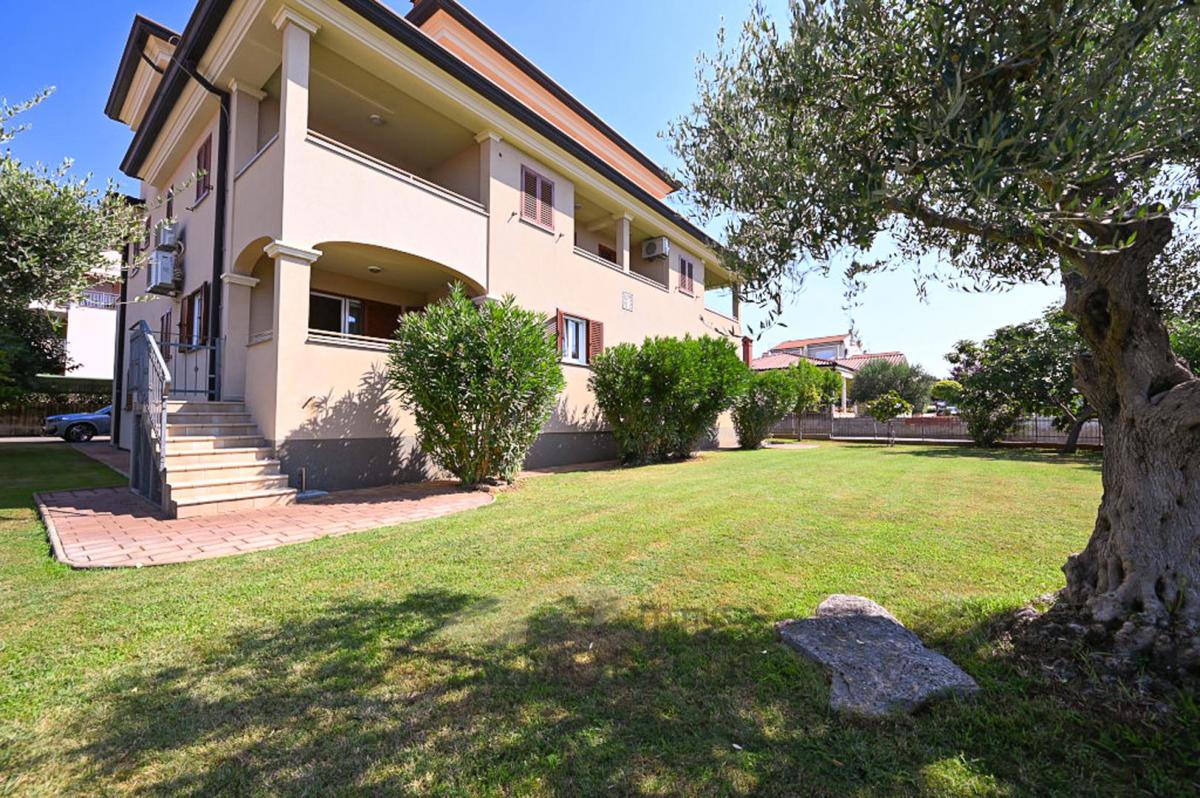 Appartamento NOVIGRAD, 275.000 €
