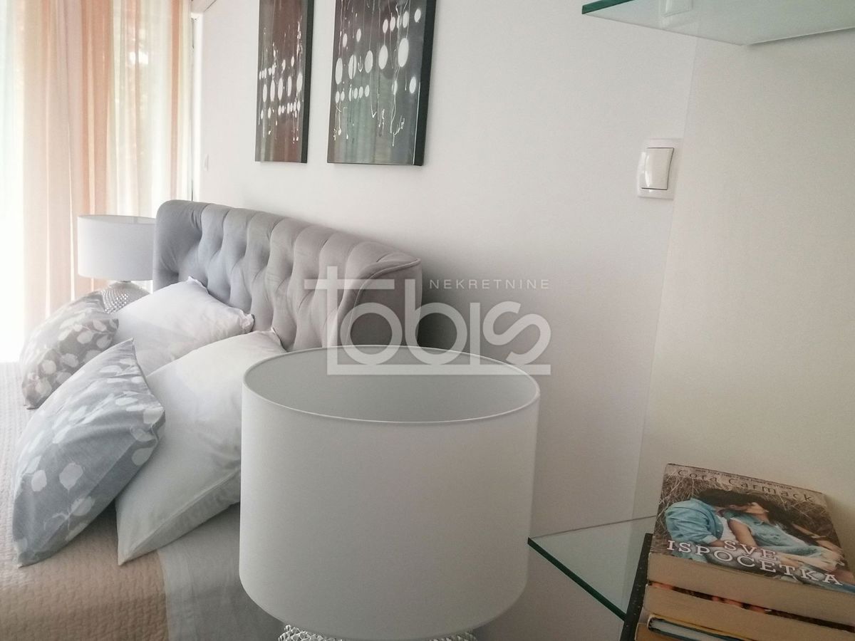 Appartamento UGLJAN, 210.000 €
