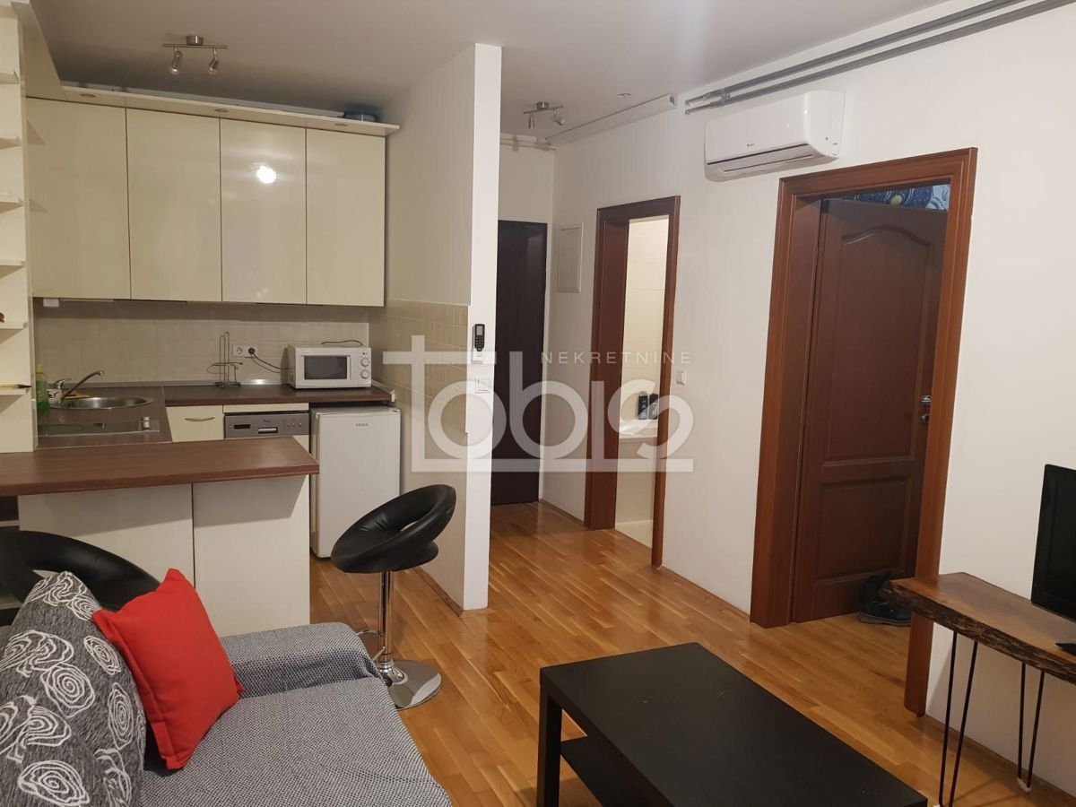 Appartamento ZAGREB, 700 €