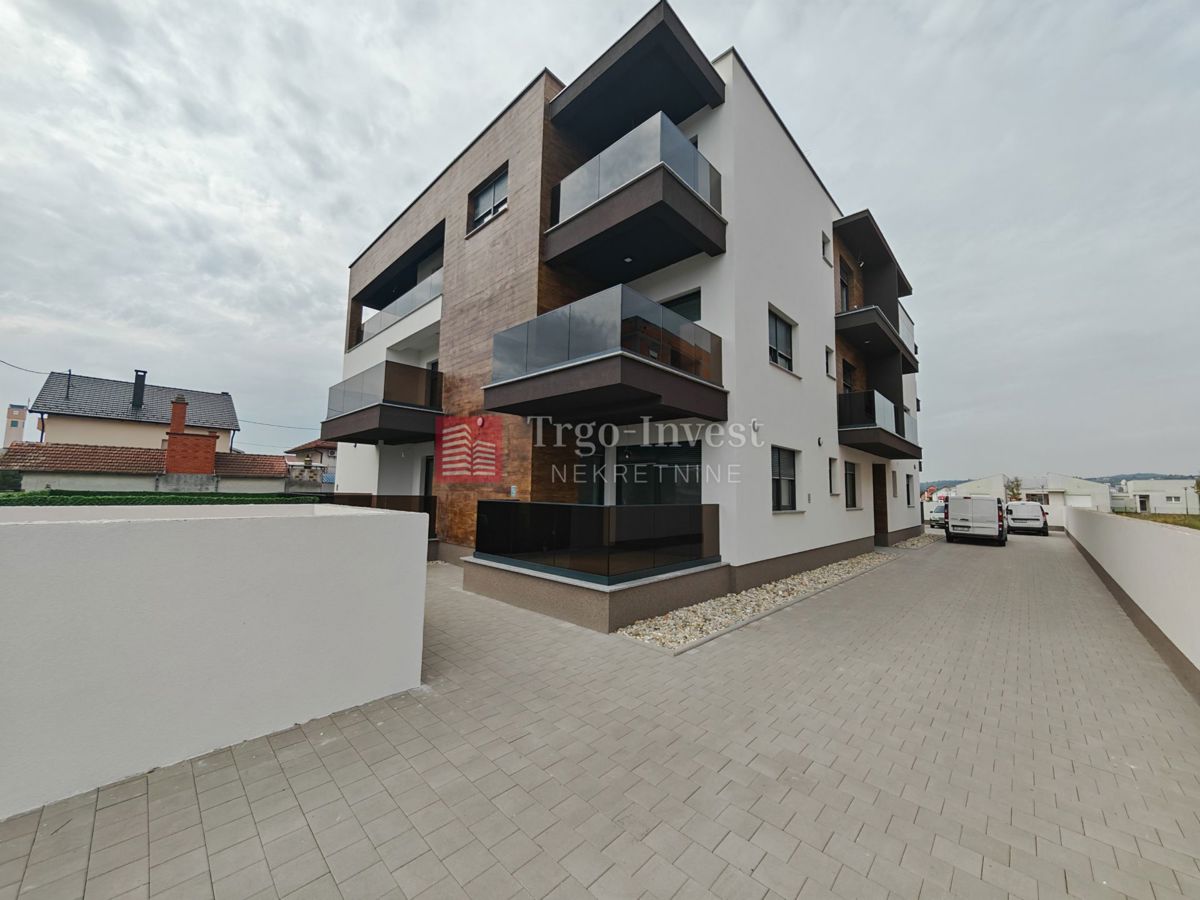 Appartamento SLAVONSKI BROD, 250.000 €