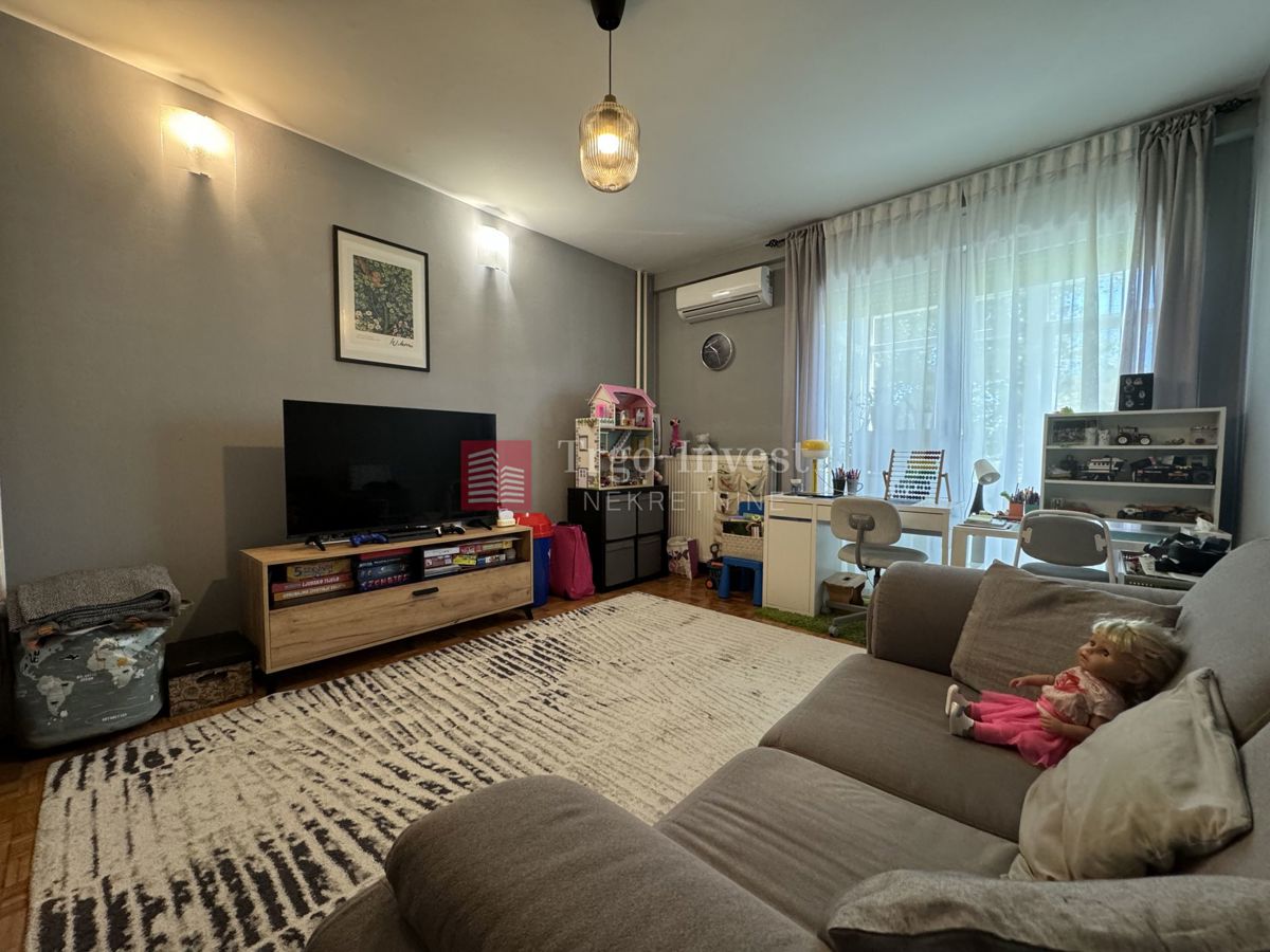 Appartamento SLAVONSKI BROD, 125.000 €