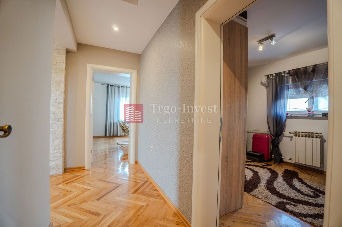 V. KLAIĆA uređena katnica 140 m2+podrum, dvor.zgrada, garaža. – 3